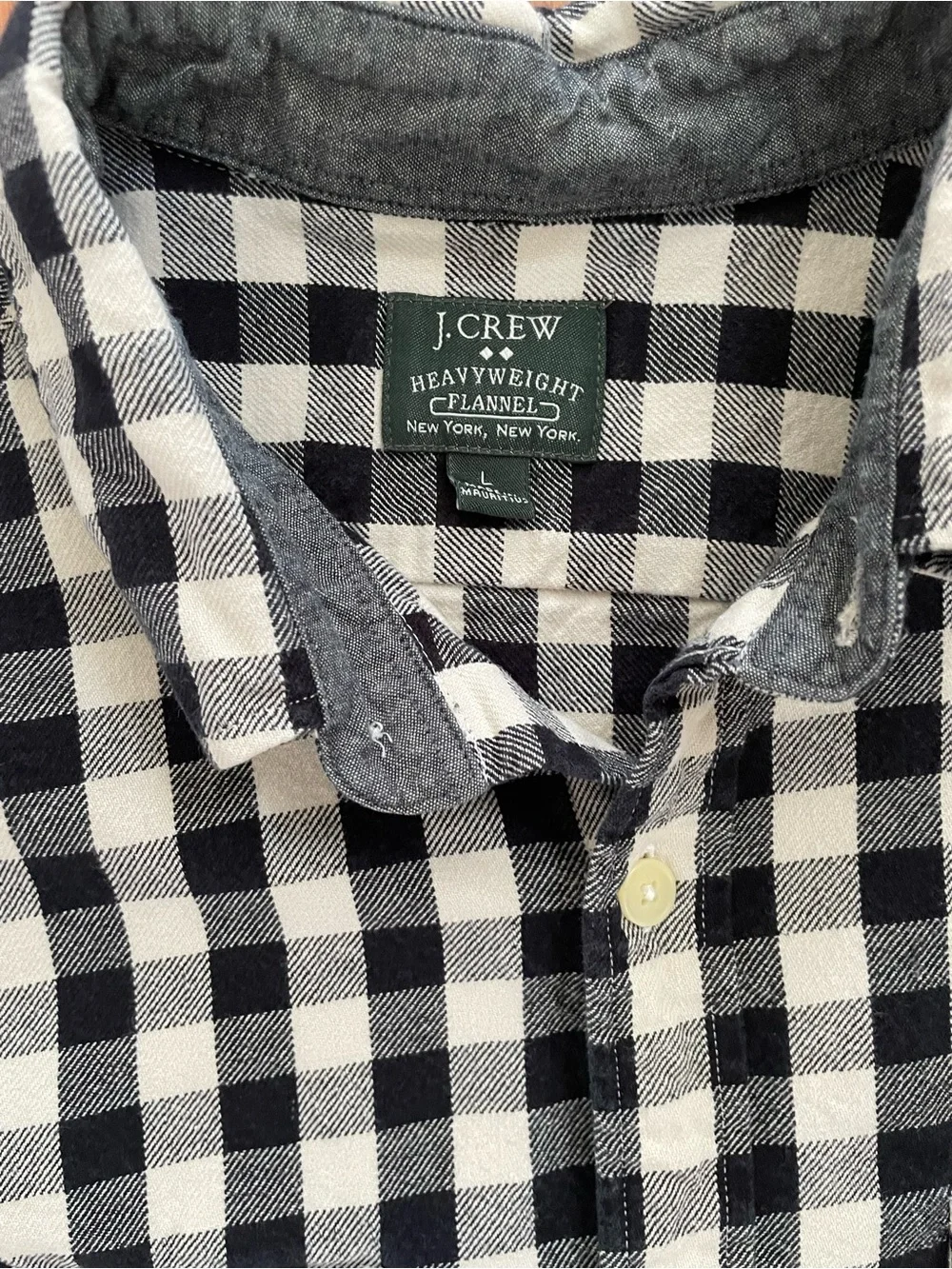 J.Crew Heavyweight Flannel Shirt L Black White Buffalo Check Button 100% cotton - Picture 3 of 6